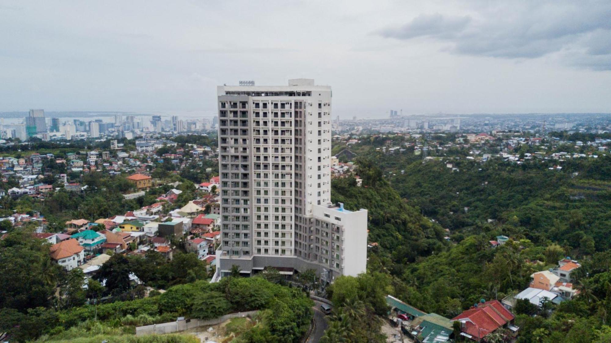 Hayat Sky Towers Hotel Cebu Ngoại thất bức ảnh
