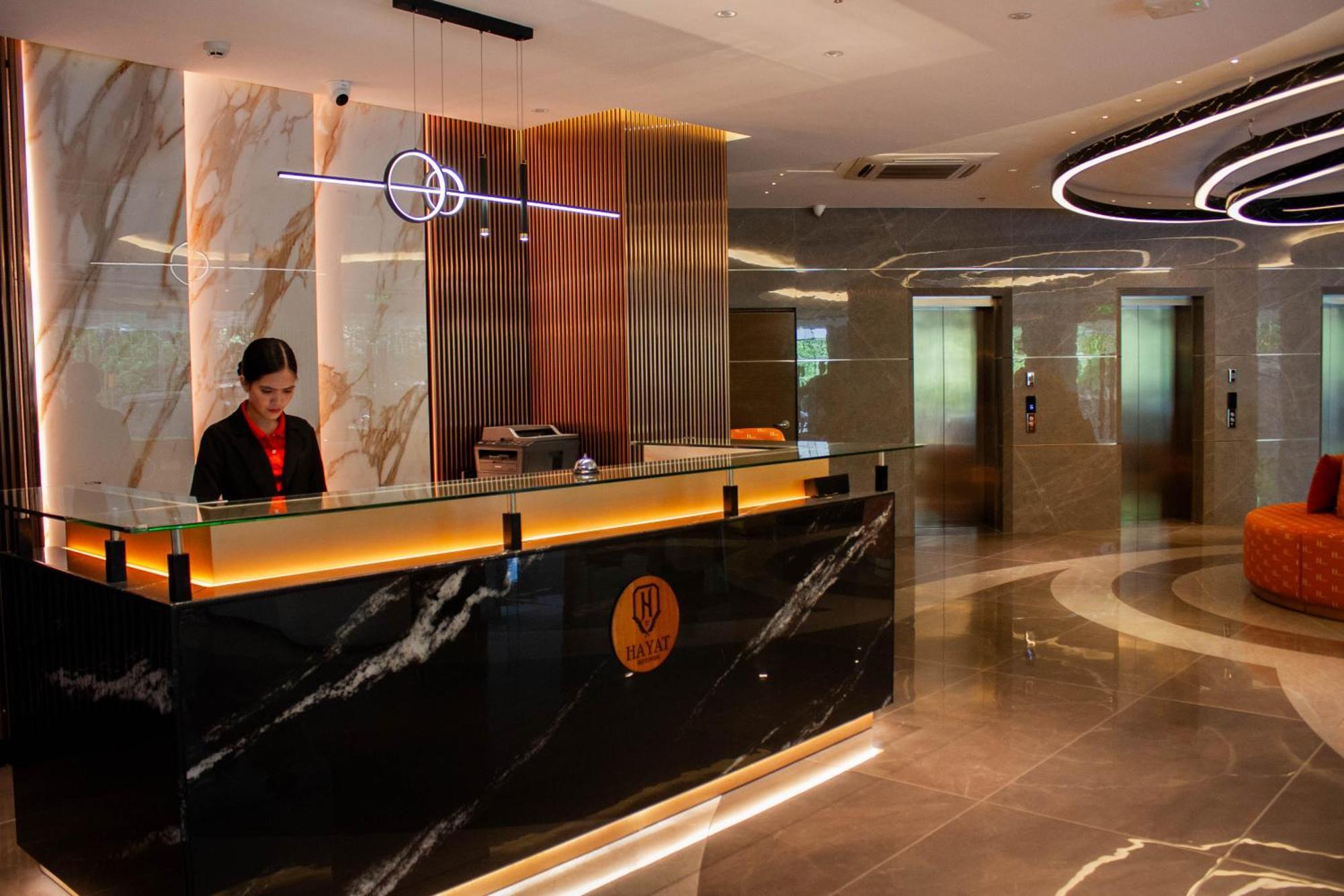 Hayat Sky Towers Hotel Cebu Ngoại thất bức ảnh