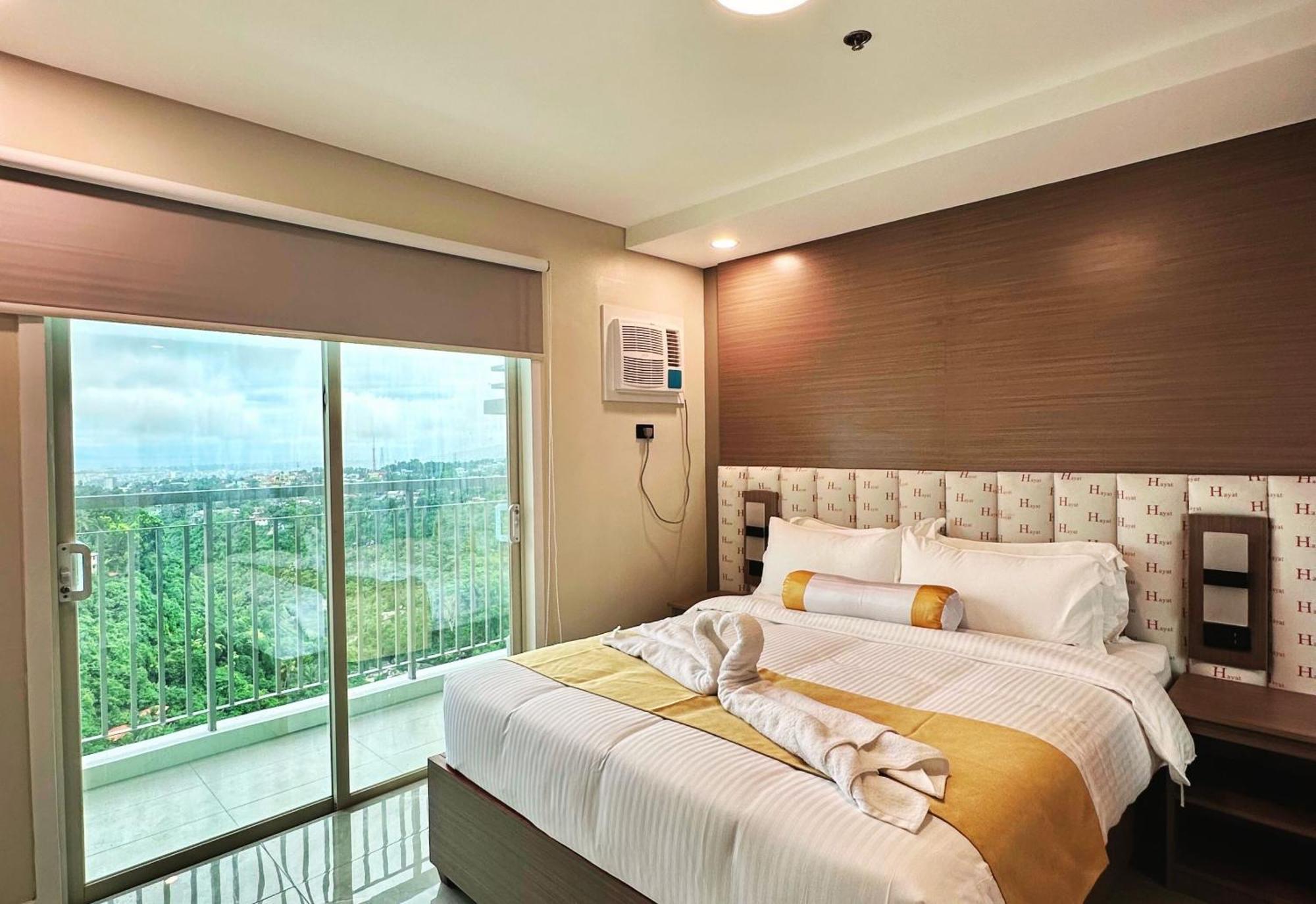 Hayat Sky Towers Hotel Cebu Ngoại thất bức ảnh