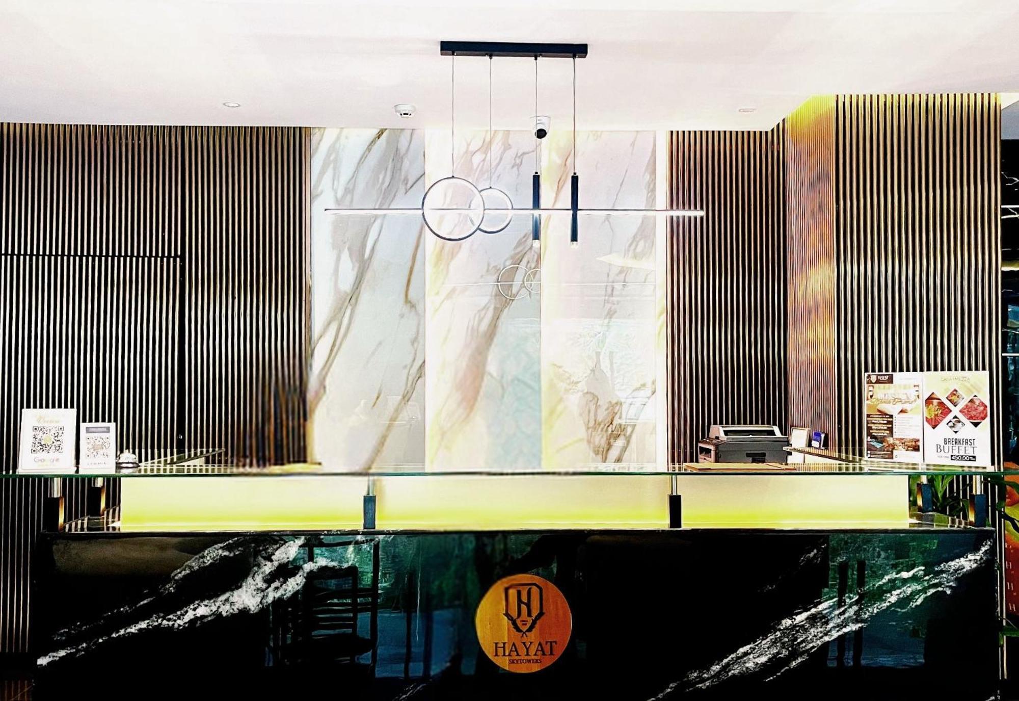 Hayat Sky Towers Hotel Cebu Ngoại thất bức ảnh
