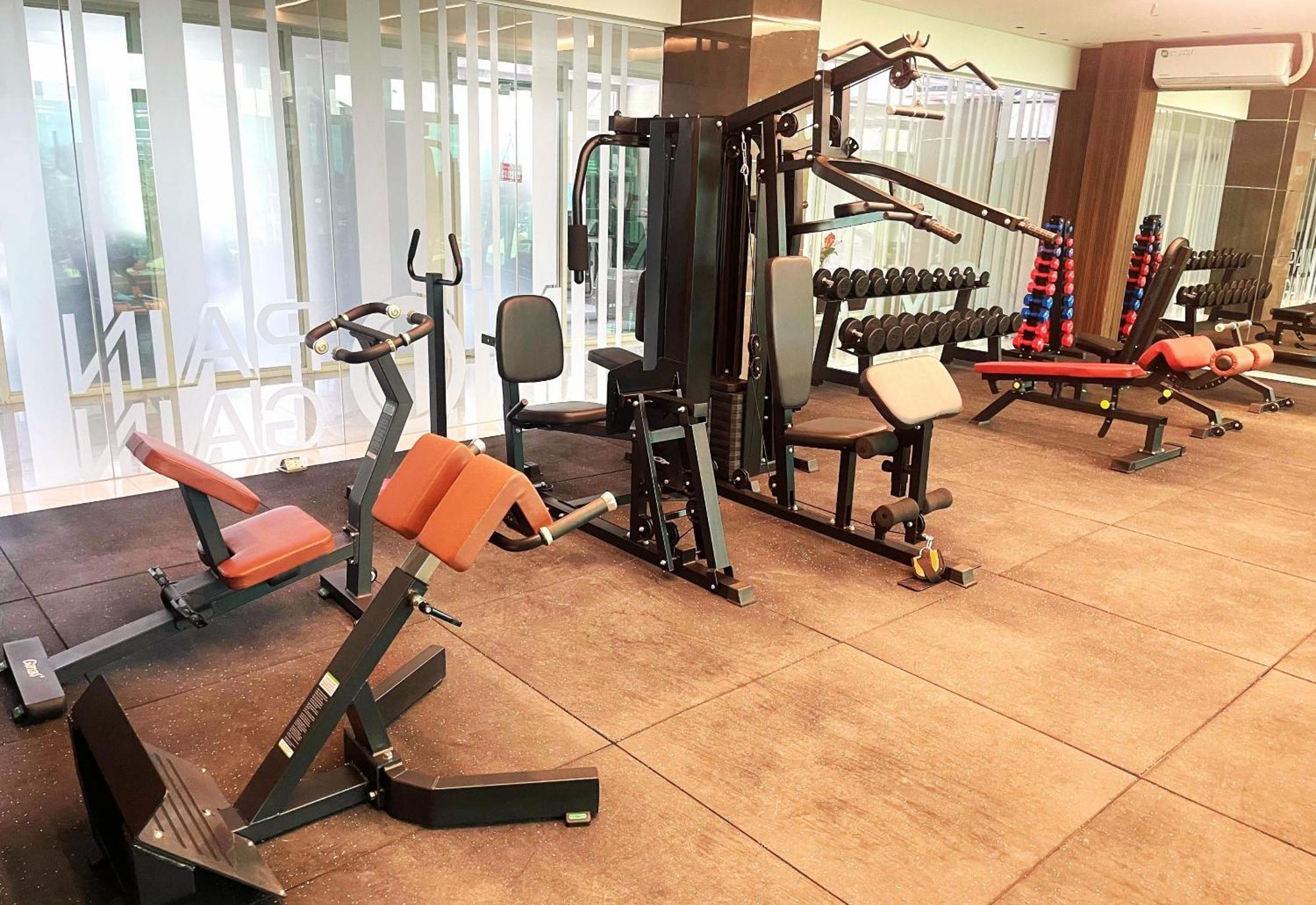Hayat Sky Towers Hotel Cebu Ngoại thất bức ảnh