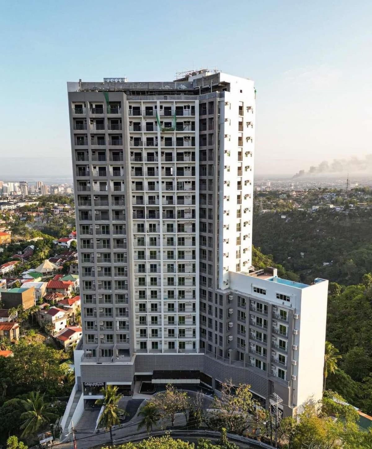 Hayat Sky Towers Hotel Cebu Ngoại thất bức ảnh